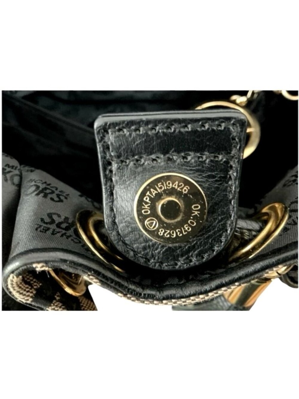 Michael Kors East/West Black Signature Canvas Ring Tote Handbag‎ - Picture 6 of 7
